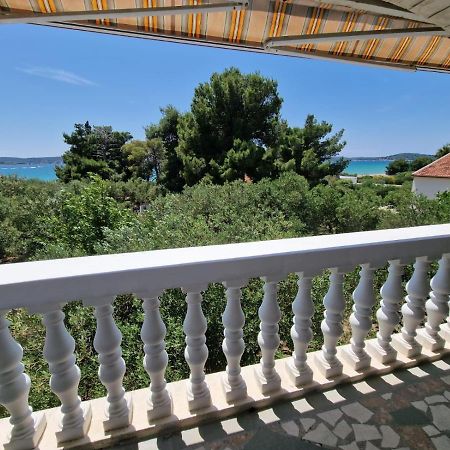 Apartman Lugovic Sibenik Bagian luar foto