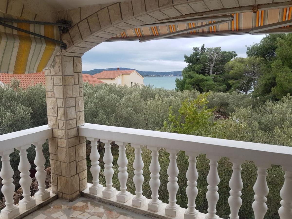 Apartman Lugovic Sibenik Bagian luar foto