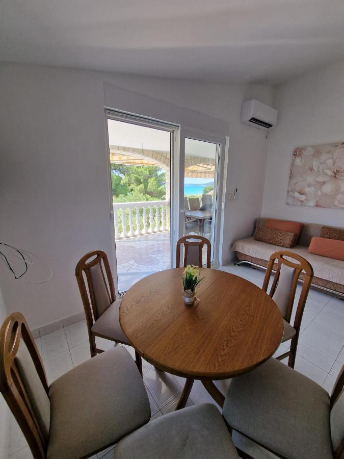 Apartman Lugovic Sibenik Bagian luar foto